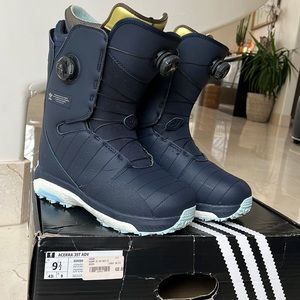 Men’s adidas snowboard boots